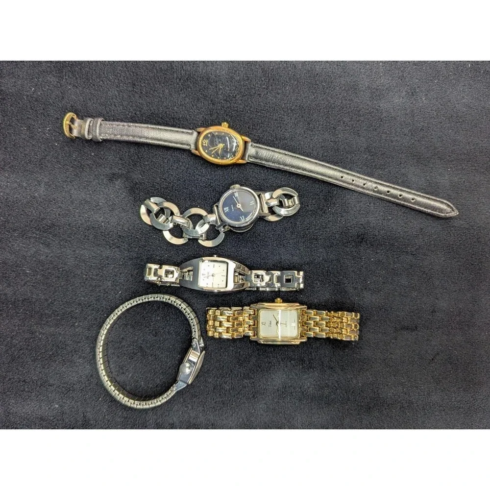 Women's Watch Lot Silver/Gold Toned (Lot of 5) Timex Relic Vivani Dainty Watches